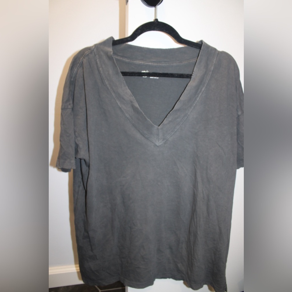 Aerie Oversized V-Neck Boyfriend T-Shirt Gray Small - Picture 6 of 9